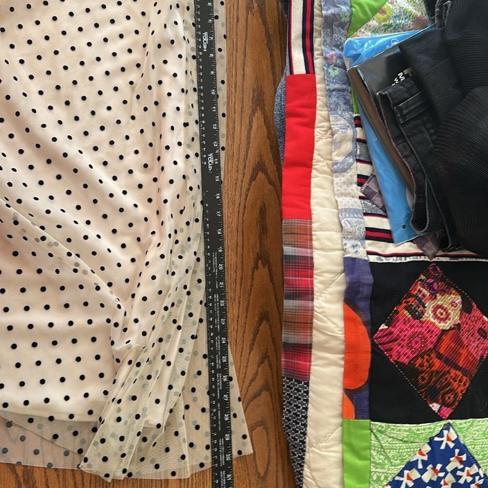 Tan and black polkadot miniskirt - Picture 5 of 5